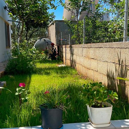 Guesthouse Shehu Ksamil Exterior photo